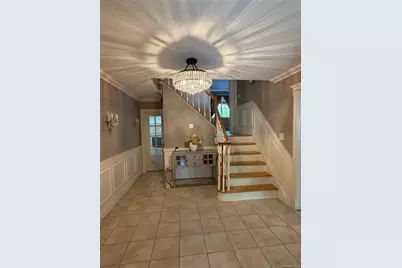 24 Arlington Avenue, Smithtown, NY 11780 - Photo 17