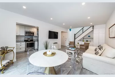 100 W Broadway #1H, Long Beach, NY 11561 - Photo 7