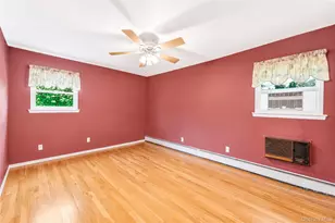 10 Foothill Ln, Smithtown, NY 11787 - Photo 15