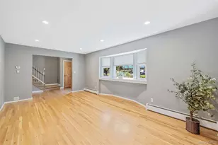 10 Foothill Ln, Smithtown, NY 11787 - Photo 5