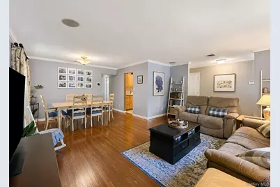 8 Starlight Drive, Commack, NY 11725 - Photo 11