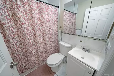 2858 Sampson Avenue, Bronx, NY 10465 - Photo 7
