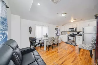 2858 Sampson Avenue, Bronx, NY 10465 - Photo 11