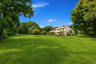 5 Dohne Ct, Greenlawn, NY 11740 - Photo 5