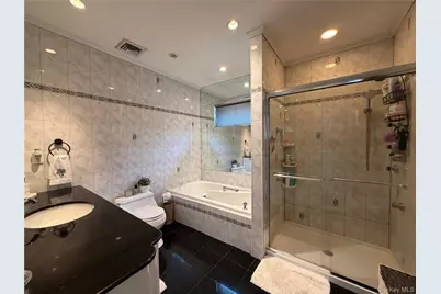 60 Trenton Avenue, Long Beach, NY 11561 - Photo 5