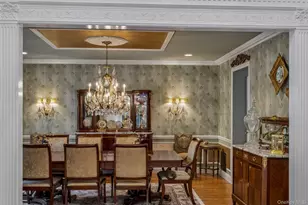 50 Eastwoods Ct, Roslyn, NY 11576 - Photo 21