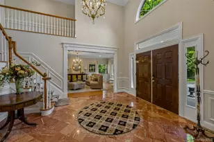 50 Eastwoods Ct, Roslyn, NY 11576 - Photo 11