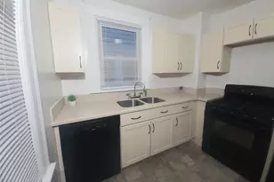 118 College Ave, Poughkeepsie, NY 12603 - Photo 9