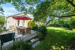 123 Clinton Ave, Patchogue, NY 11772 - Photo 19
