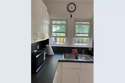 137 E Roosevelt Avenue, Roosevelt, NY 11575 - Photo 11