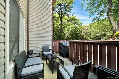 770 Hilltop Court, Coram, NY 11727 - Photo 29