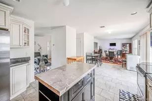 12 Nostrand Ave, Brentwood, NY 11717 - Photo 9