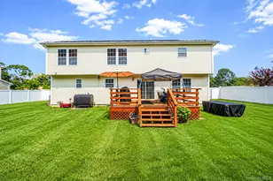 12 Nostrand Ave, Brentwood, NY 11717 - Photo 41