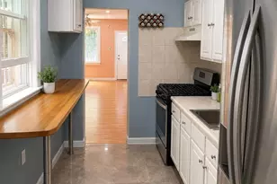 114-83 145th St, Jamaica, NY 11436 - Photo 3