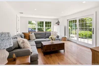 23 Renwick Avenue, Huntington, NY 11743 - Photo 25