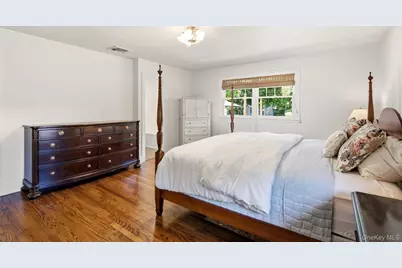 23 Renwick Avenue, Huntington, NY 11743 - Photo 31