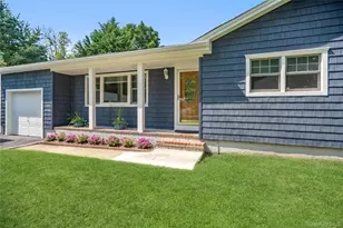 48 Newport Beach Blvd, East Moriches, NY 11940 - Photo 3