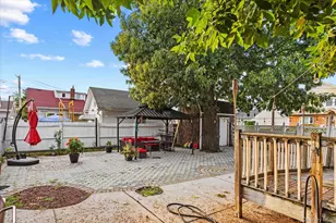 50 Manor Rd, Valley Stream, NY 11580 - Photo 27