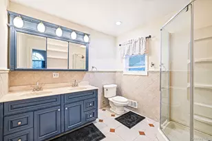 15 Kirby Ln, Commack, NY 11725 - Photo 29