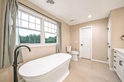 15 Kirby Lane, Commack, NY 11725 - Photo 27