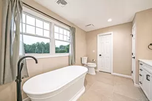 15 Kirby Ln, Commack, NY 11725 - Photo 27