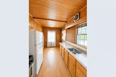 [Address not provided], New Hyde Park, NY 11040 - Photo 3