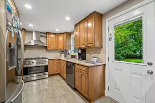 398 Blauvelt Rd, Blauvelt, NY 10913 - Photo 13