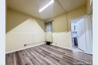 138-11 Jamaica Avenue, Jamaica, NY 11435 - Photo 5