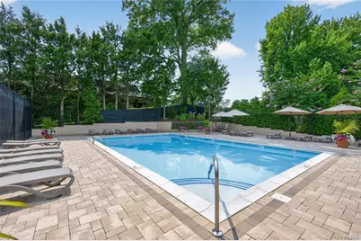 62 Wimbledon Drive, Roslyn, NY 11576 - Photo 41