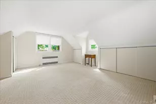 43 Scott St, New Hyde Park, NY 11040 - Photo 19