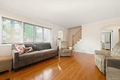 43 Scott Street, New Hyde Park, NY 11040 - Photo 7
