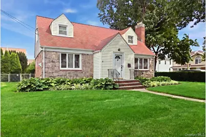 43 Scott Street, New Hyde Park, NY 11040 - Photo 1