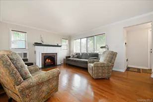 43 Scott St, New Hyde Park, NY 11040 - Photo 5