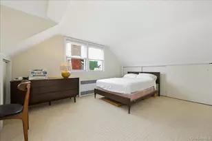 43 Scott St, New Hyde Park, NY 11040 - Photo 21