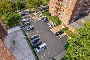 144-60 Gravett Rd, Flushing, NY 11367 - Photo 21