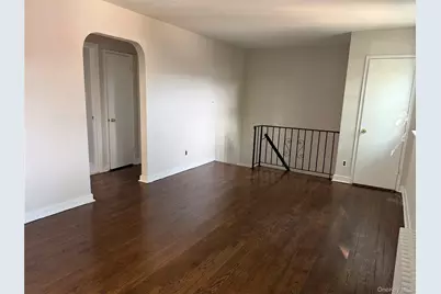 255-49 75th Avenue #2nd Floor, Glen Oaks, NY 11004 - Photo 5