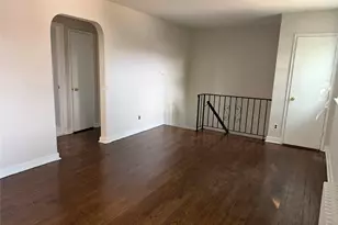 255-49 75th Ave, Glen Oaks, NY 11004 - Photo 5