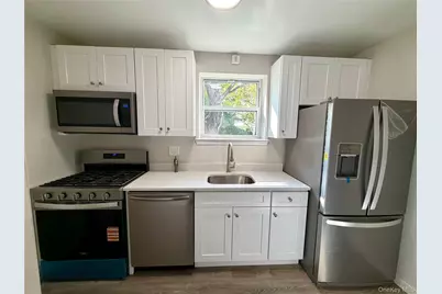 255-49 75th Avenue #2nd Floor, Glen Oaks, NY 11004 - Photo 3