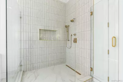 1475 Laurel Avenue, Southold, NY 11971 - Photo 35