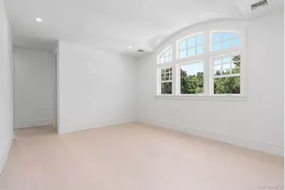 1475 Laurel Avenue, Southold, NY 11971 - Photo 33