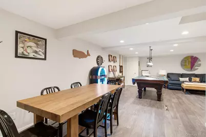 7 Private Road, Huntington, NY 11743 - Photo 33