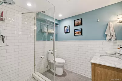 7 Private Road, Huntington, NY 11743 - Photo 35