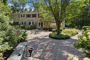7 Private Rd, Huntington, NY 11743 - Photo 41