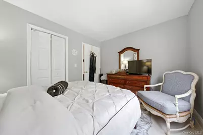 121 Newport Road, Yonkers, NY 10710 - Photo 37