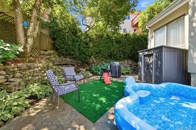 121 Newport Road, Yonkers, NY 10710 - Photo 47