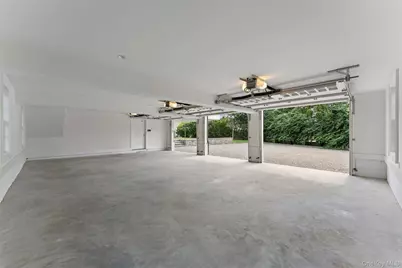 104 Premium Point, Mamaroneck, NY 10801 - Photo 35