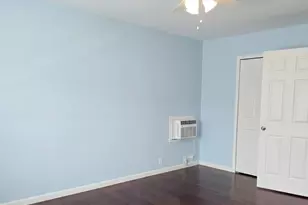 92-10 212th Pl, Queens Village, NY 11428 - Photo 3