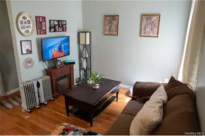 2442 Beaumont Avenue, Bronx, NY 10458 - Photo 21