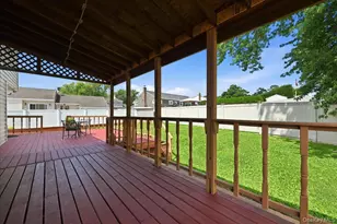 23 Hampshire Dr, Farmingdale, NY 11735 - Photo 25