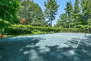 35 Saxon Woods Rd, White Plains, NY 10605 - Photo 13